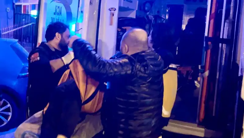 Tartışma Sonrası Babasını Vuran Genç, Toplumu Şaşkına Çevirdi