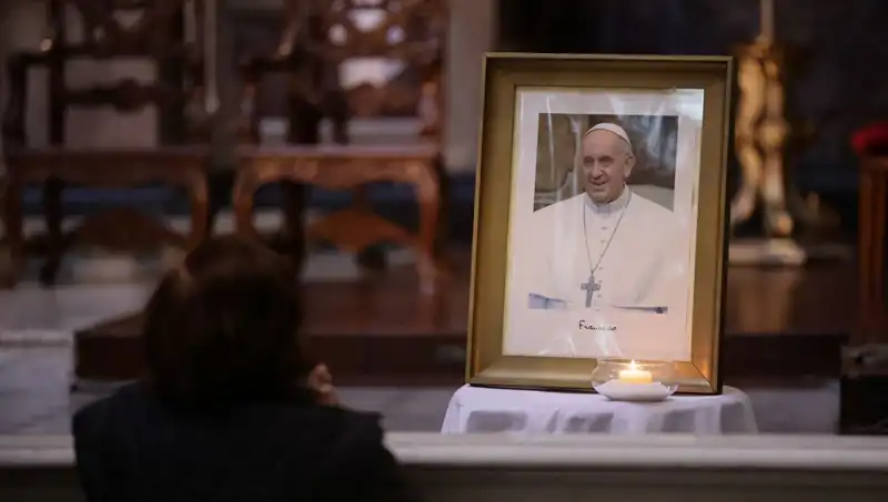 Papa Francis’in Vasıyeti ve Cenaze Detayları Hakkında Bilmeniz Gerekenler