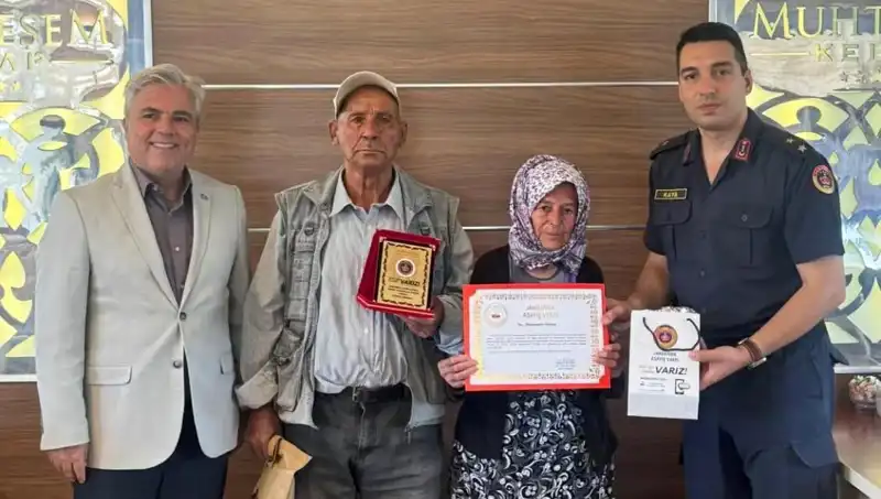 Tek Var oldukları Evi Jandarmaya Bağışladılar: Duygusal Bir Hikaye