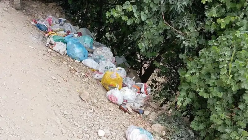 Kato Dağı’ndaki Kaval Şelalesi’nde Çöp Skandalı: Doğanın Dili Susuyor