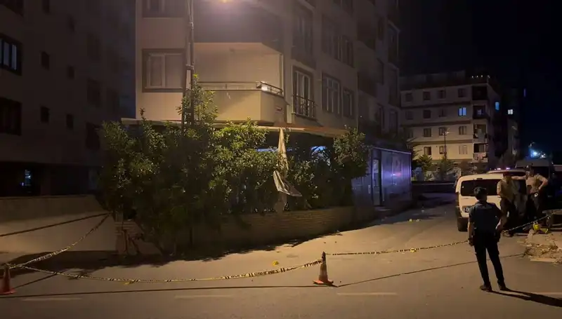 İstanbul'da Kafeye Silahlı Saldırı: Olayın Detayları ve Görgü Tanıkları Konuştu