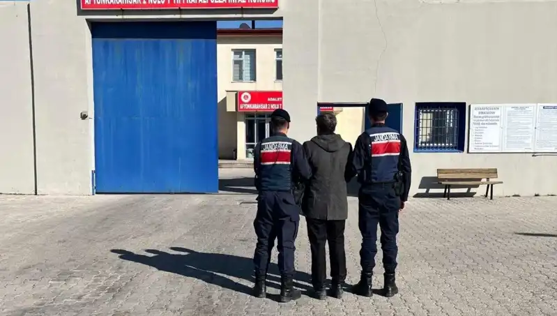 10 Yıl Hapis Cezası ile Aranan Şahıs Sonunda Yakalandı!