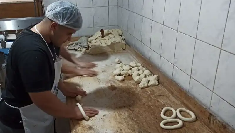 113 Yıldır Sıcak Ekmek Kokuyor: Tarihi Taş Fırının Hikayesi