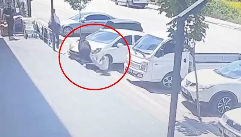 Yalova'da Şok Edici Kaza: Lise Öğrencisi Aracın Altında Kaldı!