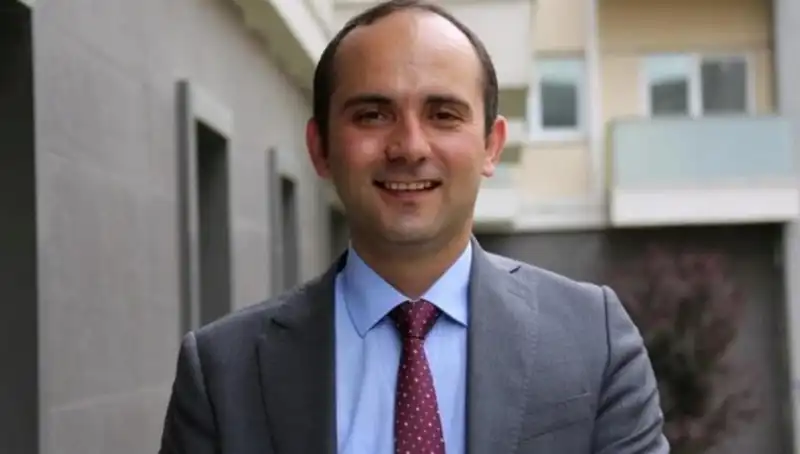 Anayasa Mahkemesi’nden Tayfun Kahraman’a Önemli Karar: Türkiye’deki Siyasi İklim Üzerine Etkileri