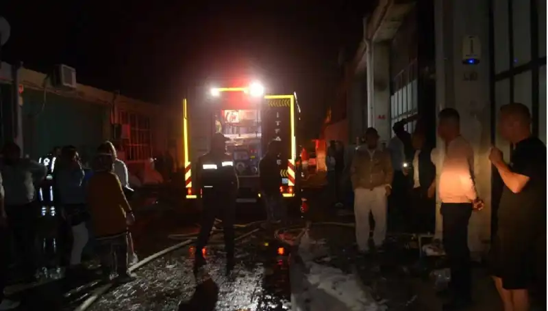 Gözlük Fabrikasında Çıkan Yangın Sonrası Fabrika Hayatına Devam Ediyor