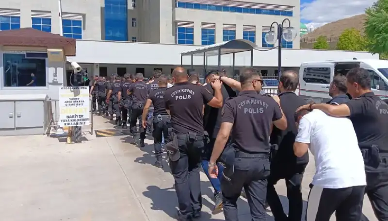 Ankara'da Tehdit İçin Çete Operasyonu: Avukatlar Demir Alınmaya Çalışılıyor!