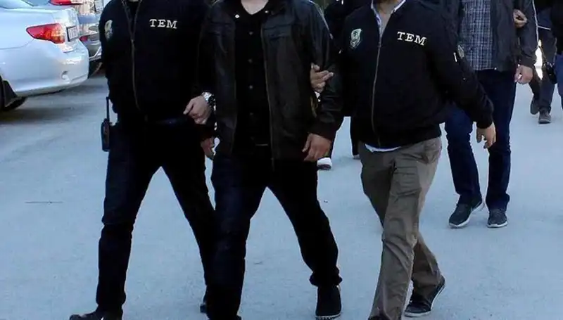 İstanbul'da Terör Operasyonu: Şok Edici 14 Gözaltı Gerçekleşti