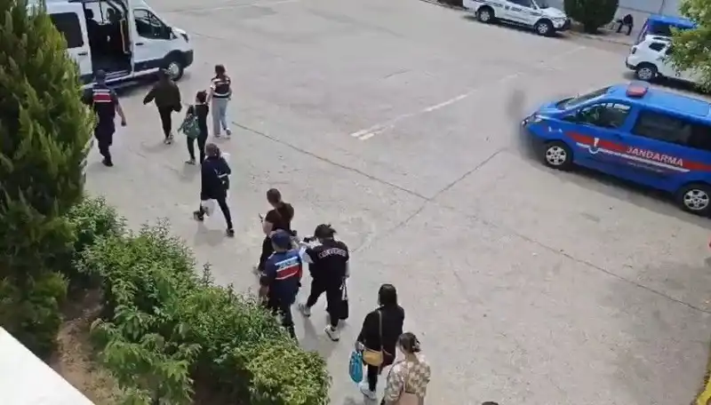 Tayland'da Kadınlara Fuhuş Vaadiyle Çalışma İzni Sahteliği