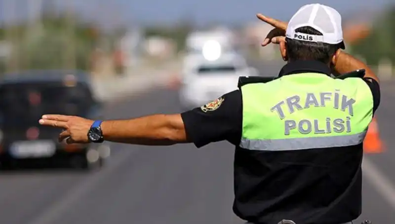 Isparta'da Trafik Denetimlerinde Hem Sürücüler Hem Piyasa Şaşırttı
