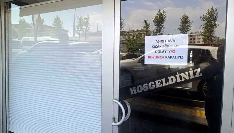 Afrika Sıcakları Etkisiyle Esnaf Yaz Boyu Dükkanlarını Kapattı