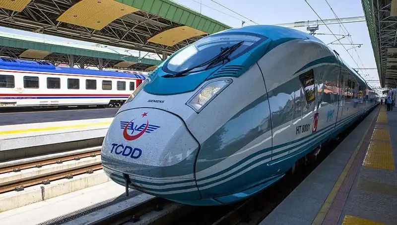 TCDD'den Tren Makinisti Alımı: 140 Kursiyer İçin Başvuru ve Şartlar