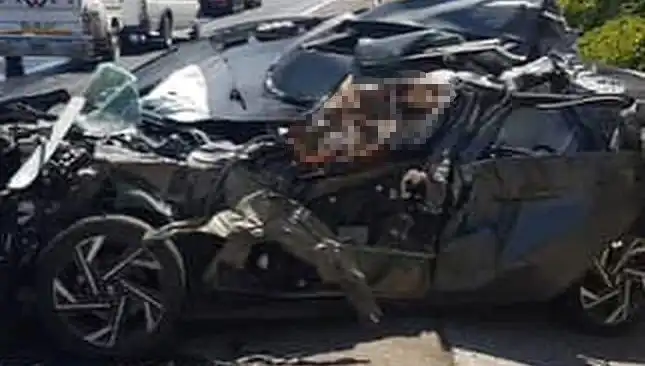 Şanlıurfa'da Tragedi: Otomobil Tankere Çarptı, Bir Kişi Hayatını Kaybetti