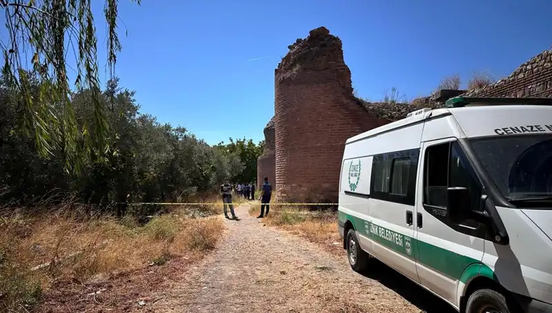Bursa'daki Tarihi Surlarda Gizemli Ceset Bulundu: Olay Ne Anlama Geliyor?