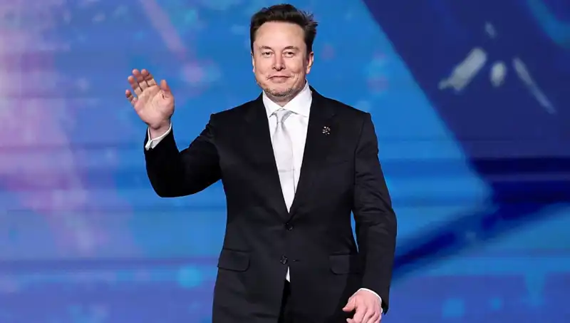 Tesla, Yenilikçi "Canavar" Modelini Resmen Rafa Kaldırdı: Nedenleri ve Gelecek Beklentileri