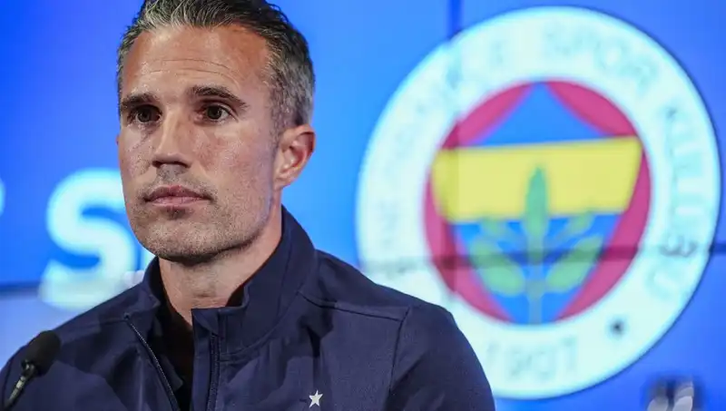 Robin van Persie Fenerbahçe ile ilgili dikkat çeken tahminini açıkladı