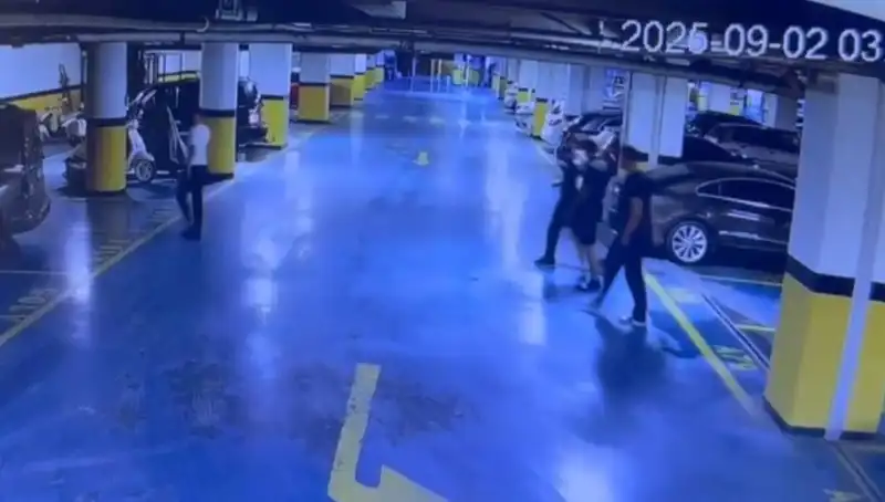 İzmir'de Tekstilci İş İnsanının Kaçırılması: Fidye İstemi 15 Milyon Lira