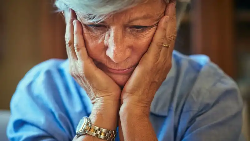 40'lı Yaşlarında Alzheimer ile Mücadele: Erken Belirtiler Gözden Kaçtı