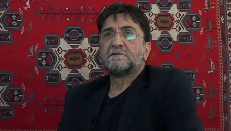 Gazeteci Nihat Genç, Hayatını Kaybetti: Türk Medyasının Acı Kaybı