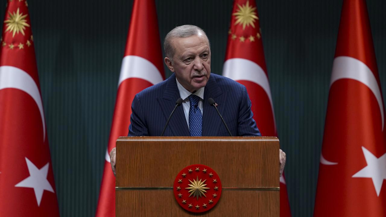 Cumhurbaşkanı Erdoğan Belediyelere Köpek Uyarısı Yaptı