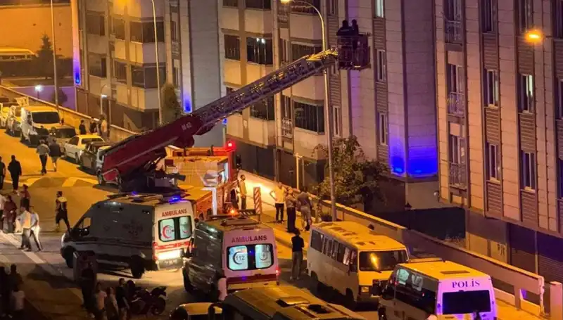 Bilecik'te Yangın Faciasında 9 Kişi Hastaneye Kaldırıldı